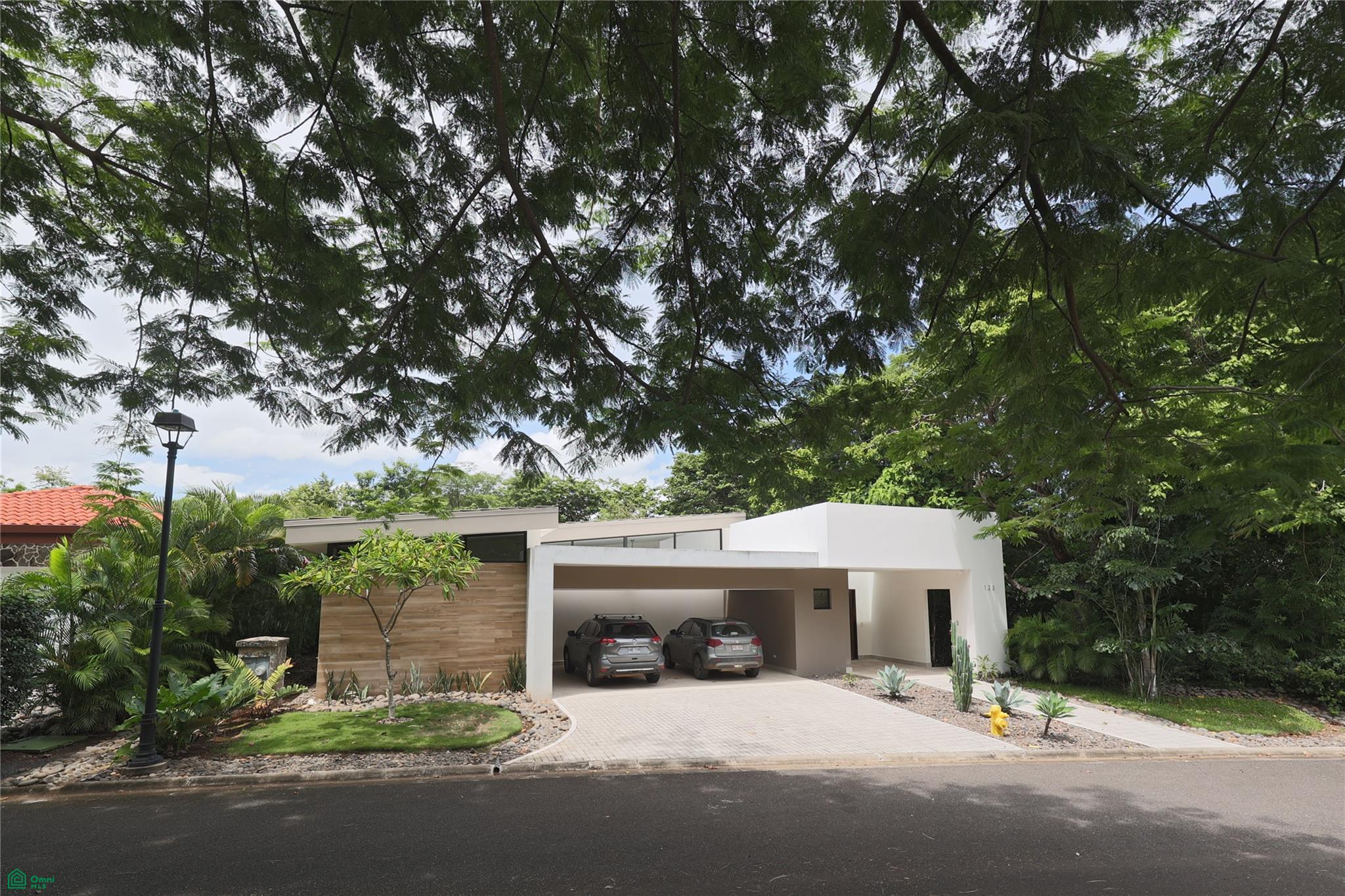  Casa 123, Coco Street