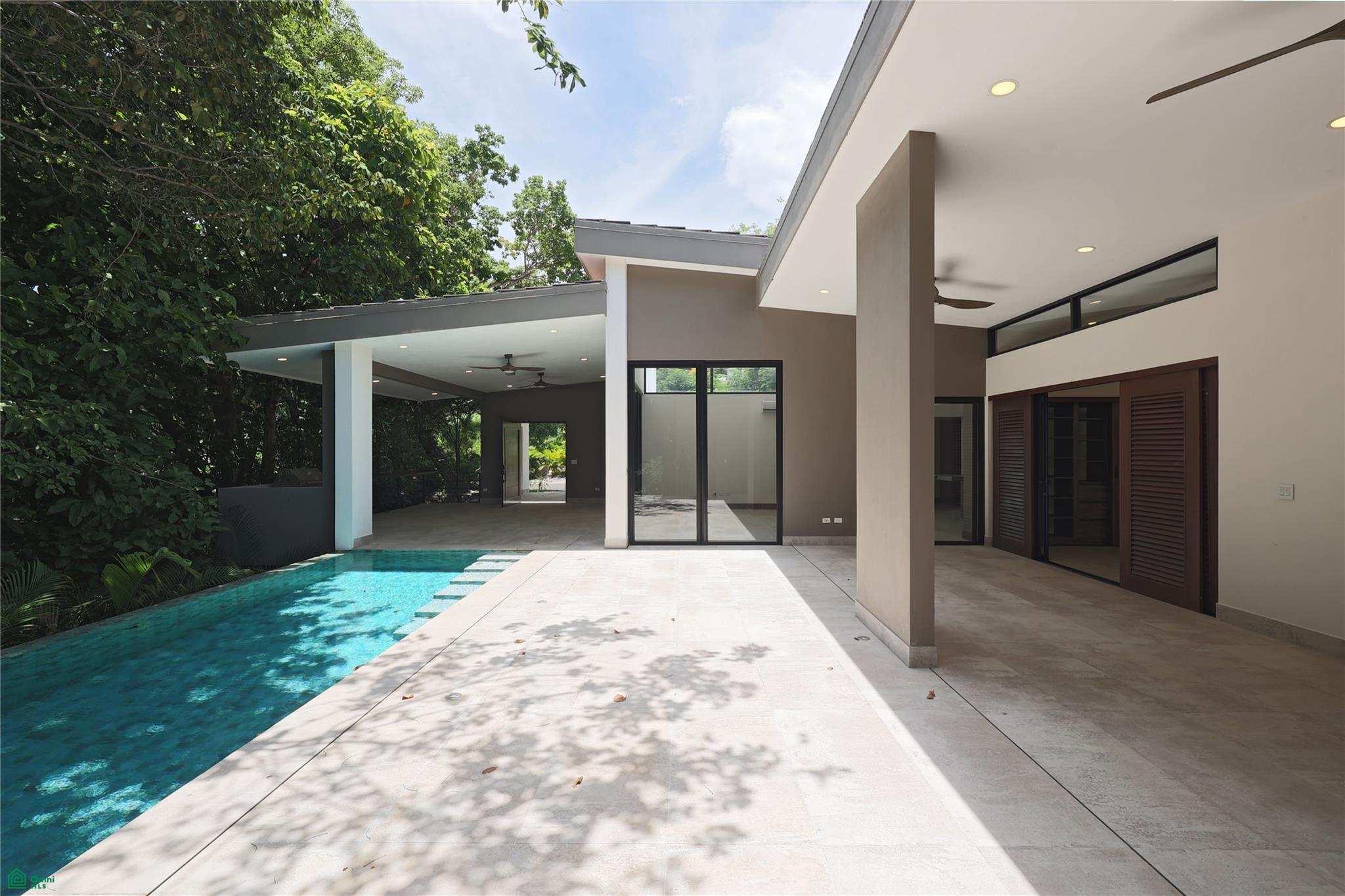  Casa 123, Coco Street
