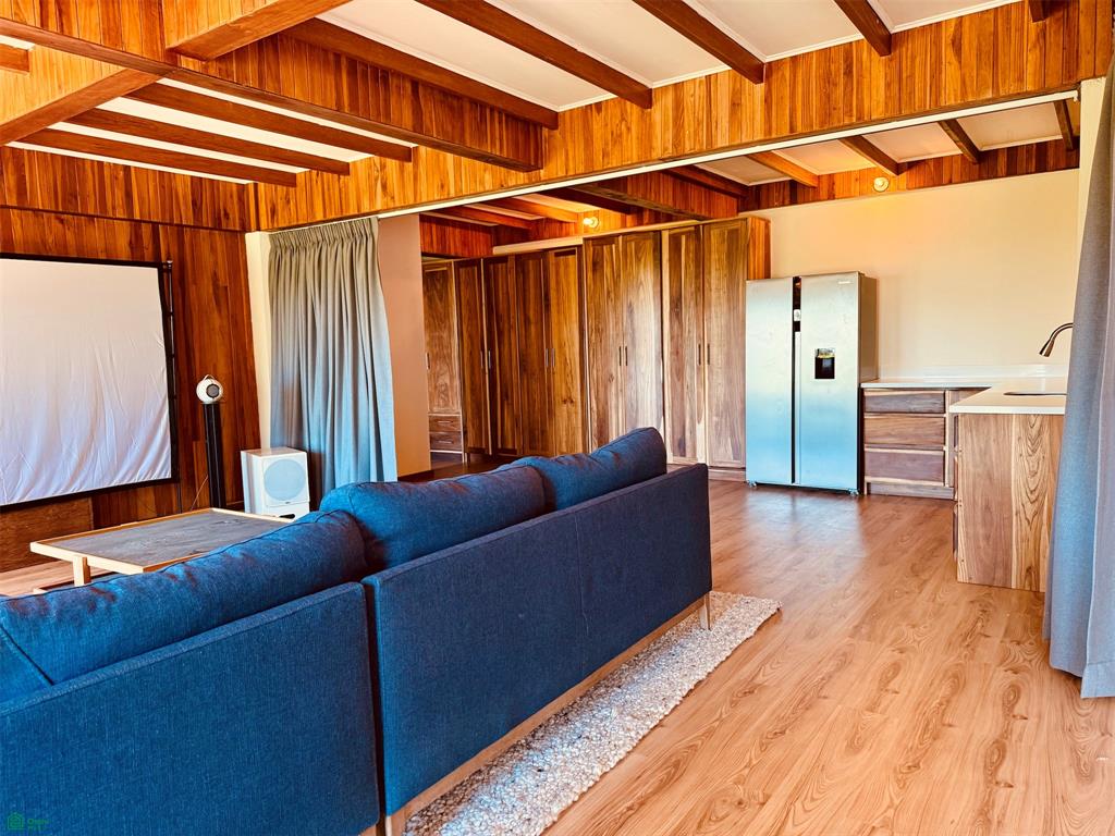 Eco Luxury Estate in Monteverde with Panoramic Gulf Views & Flat Land