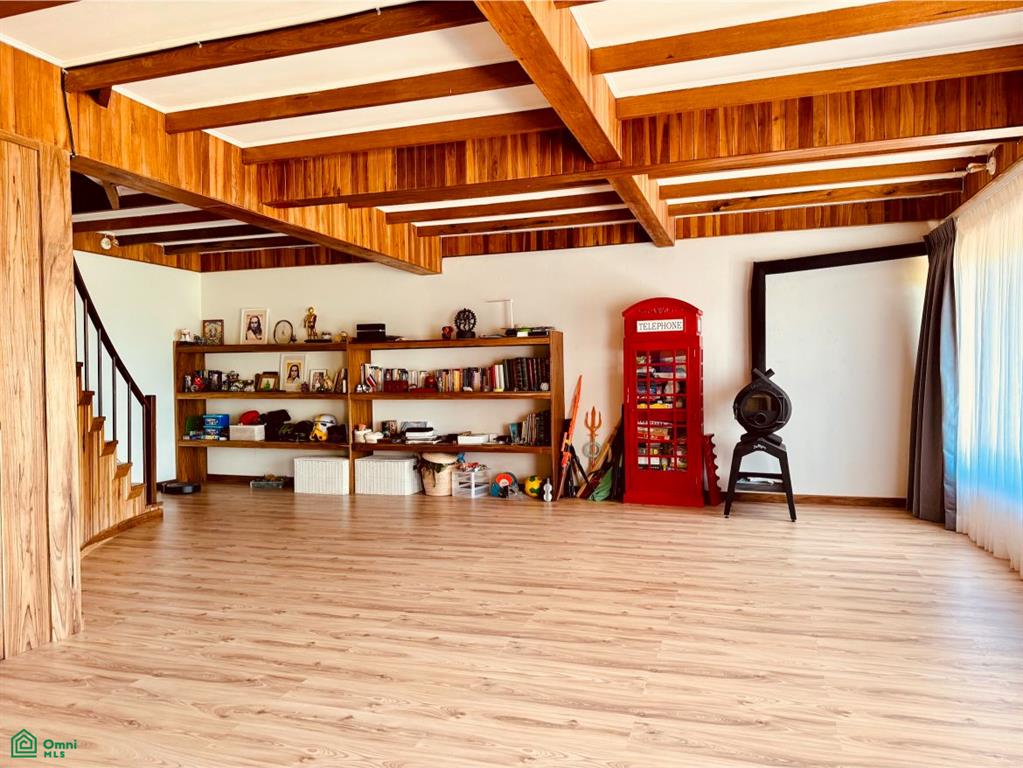 Eco Luxury Estate in Monteverde with Panoramic Gulf Views & Flat Land