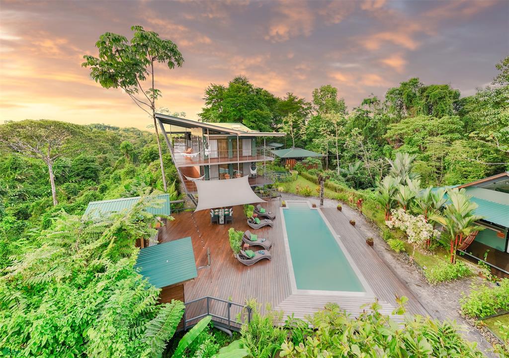 Luxury Boutique Lodge for Sale in Drake Bay, Osa Peninsula | Turnkey Hotel Near Corcovado National Park