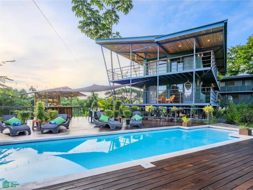 Luxury Boutique Lodge for Sale in Drake Bay, Osa Peninsula | Turnkey Hotel Near Corcovado National Park
