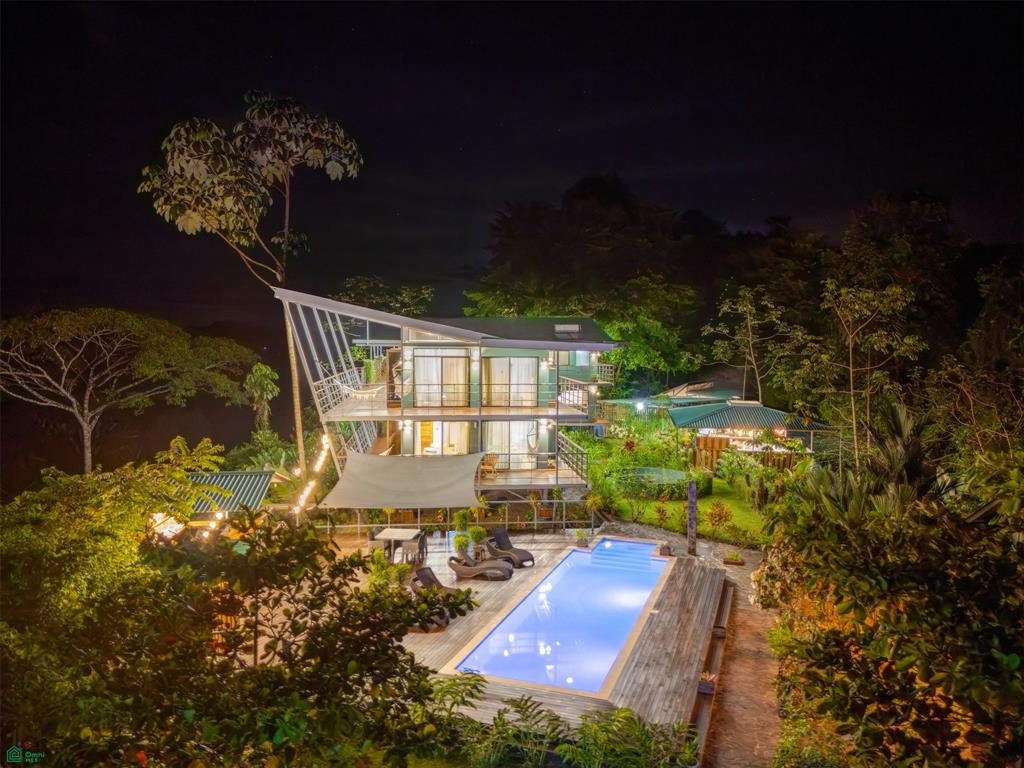 Luxury Boutique Lodge for Sale in Drake Bay, Osa Peninsula | Turnkey Hotel Near Corcovado National Park