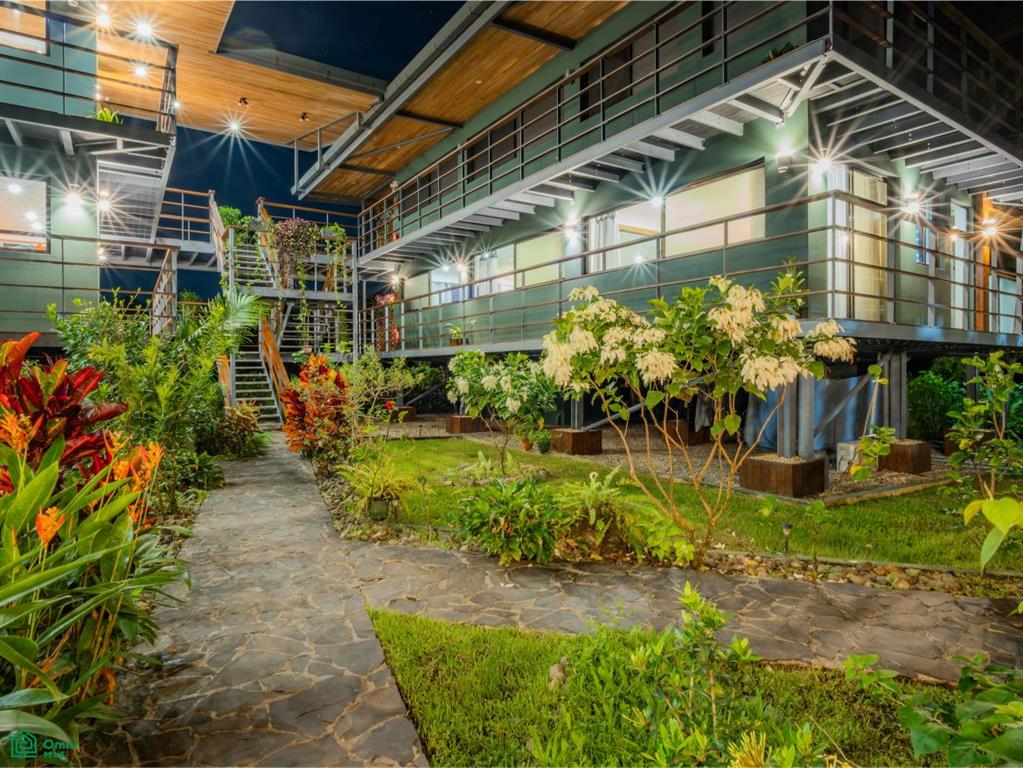 Luxury Boutique Lodge for Sale in Drake Bay, Osa Peninsula | Turnkey Hotel Near Corcovado National Park