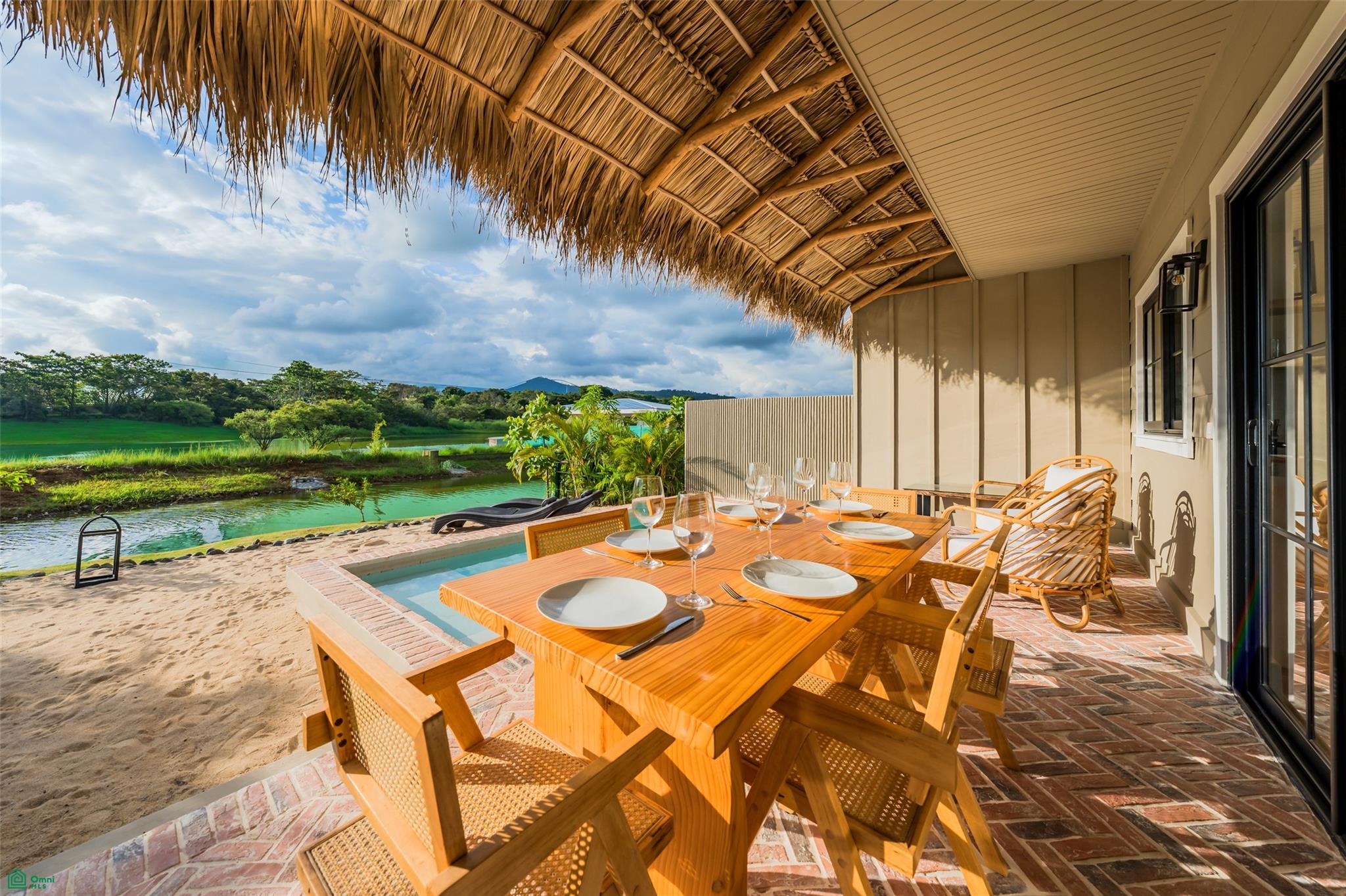 Bahia Azul- Luxury Lakefront Townhouses
