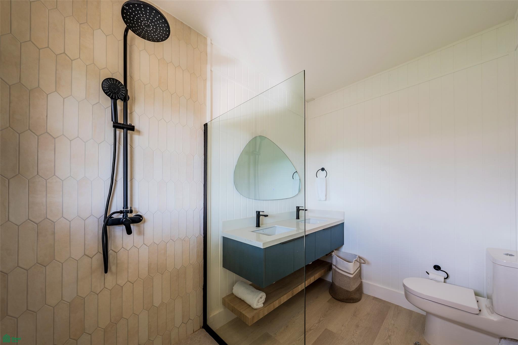 Bahia Azul- Luxury Lakefront Townhouses
