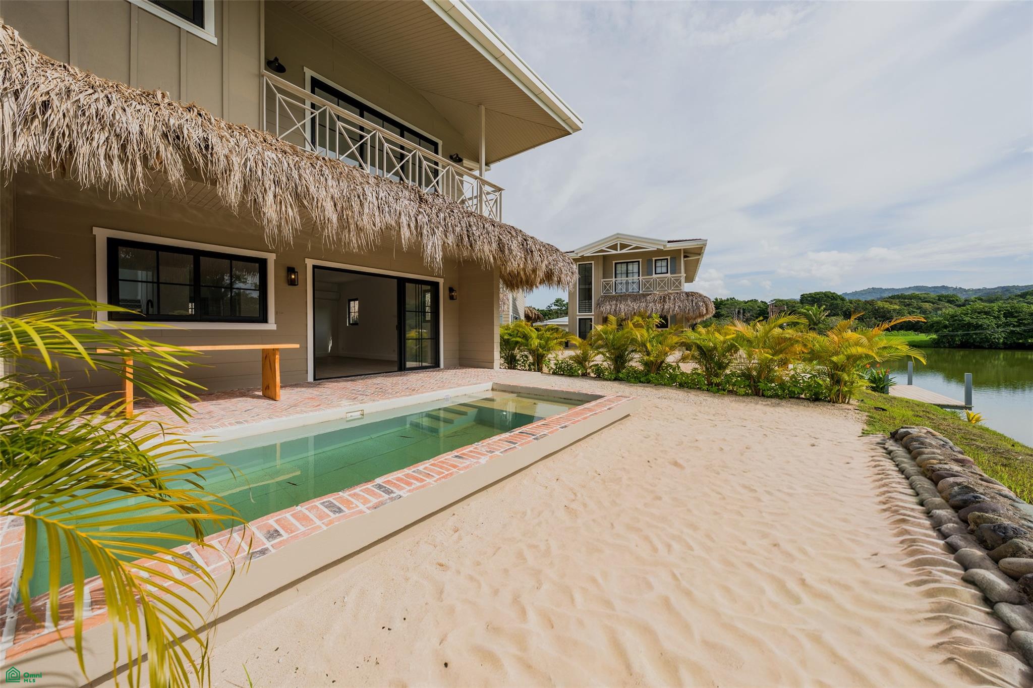 Bahia Azul- Luxury Lakefront Townhouses