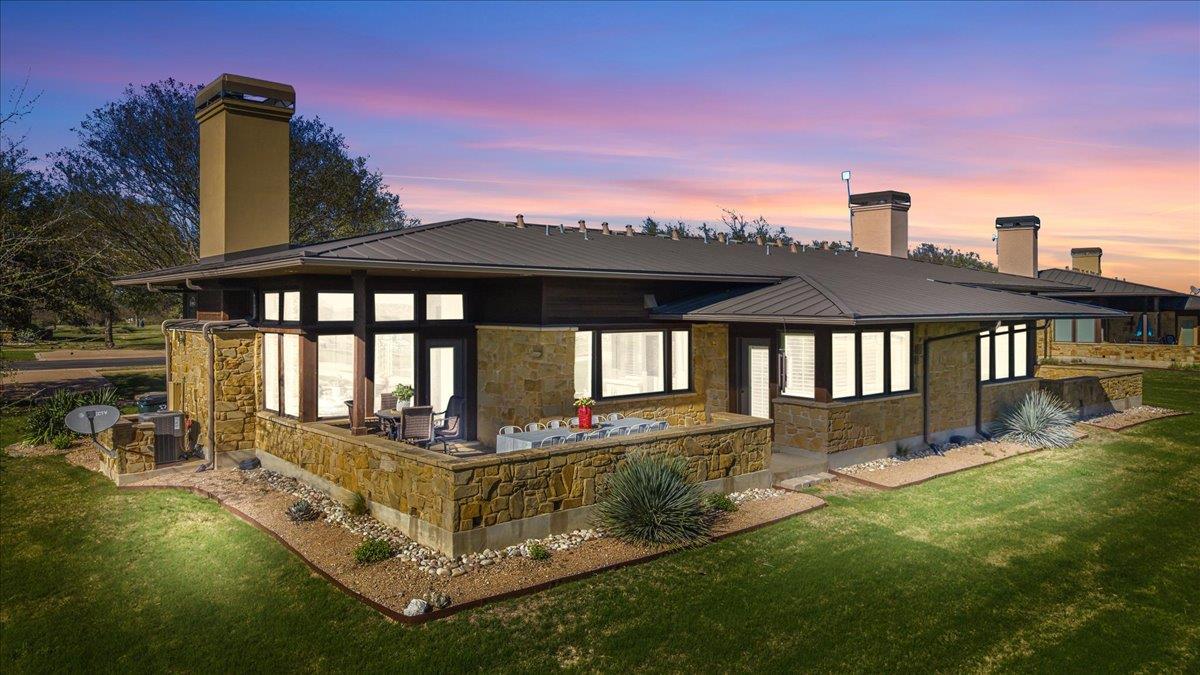 2001 Kahala Sunset DR