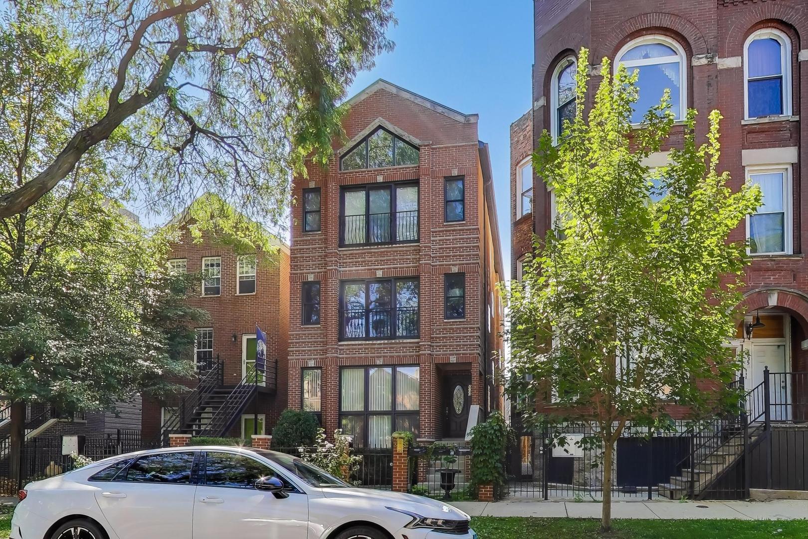 2733 W Potomac Avenue W Unit: 2