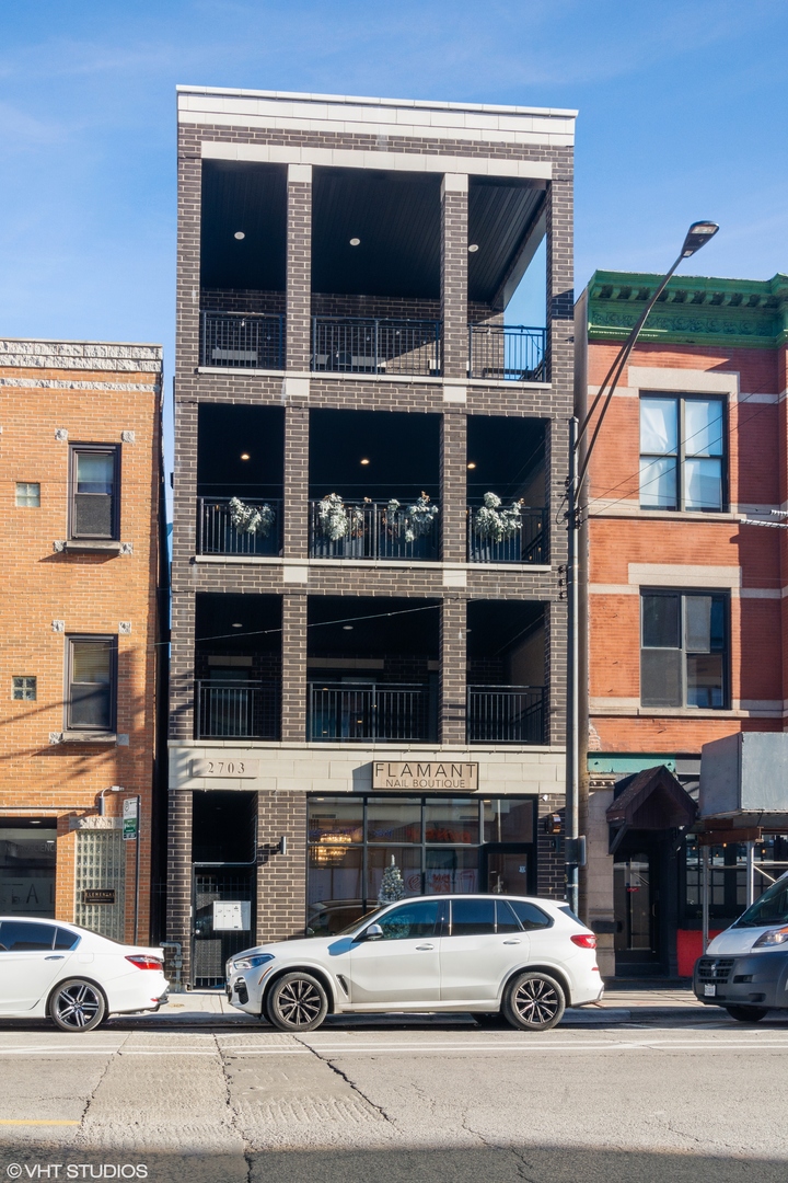 2703 N Halsted Street Unit: 2