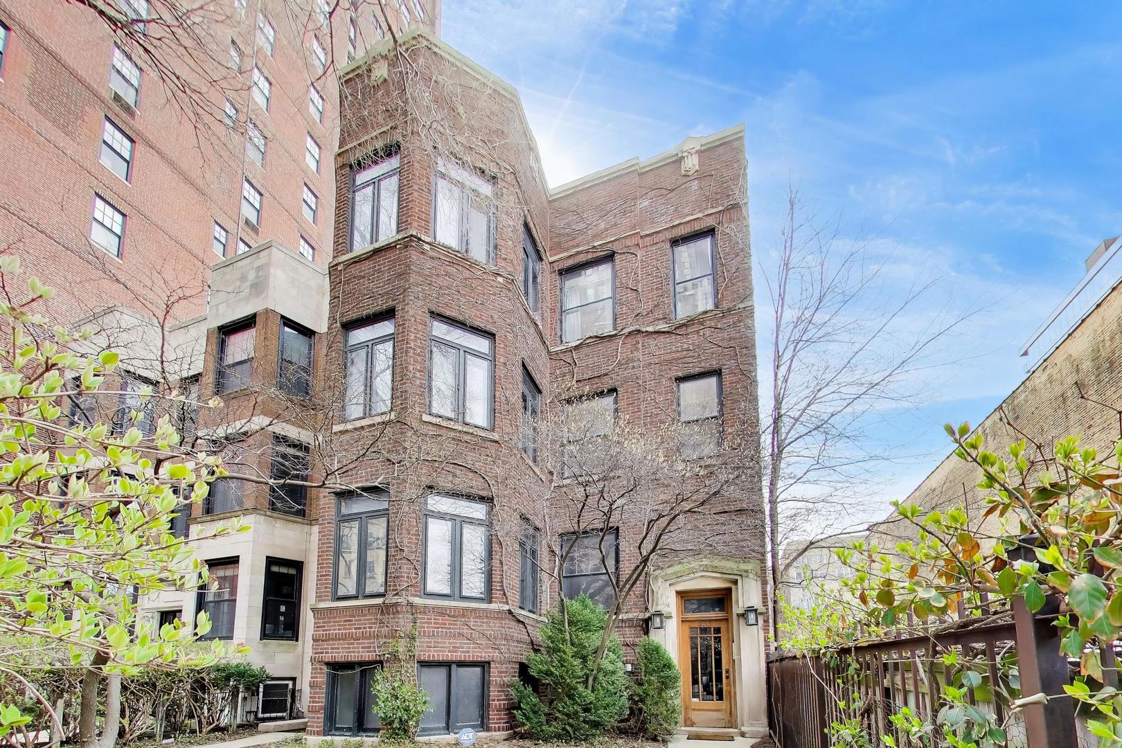 433 W Melrose Street Unit: 1