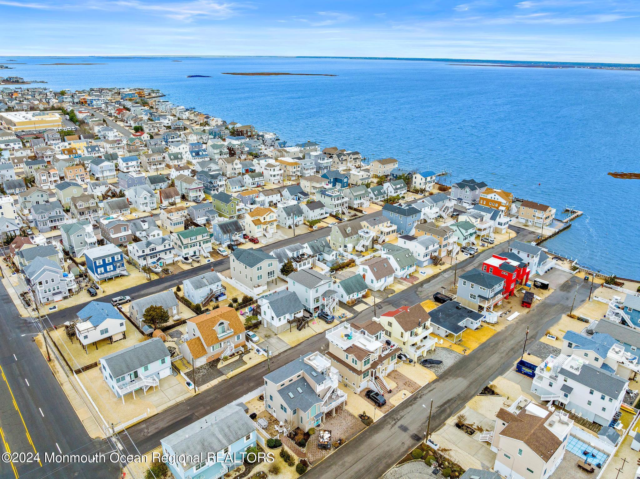 21 W Sailboat Lane