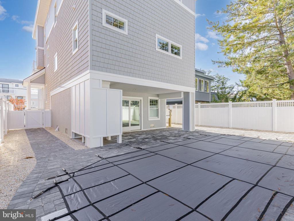 11 W MCKINLEY AVENUE