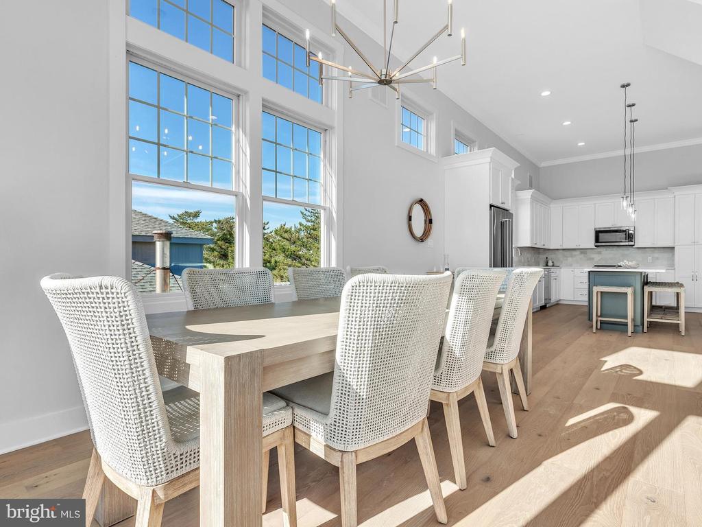 11 W MCKINLEY AVENUE