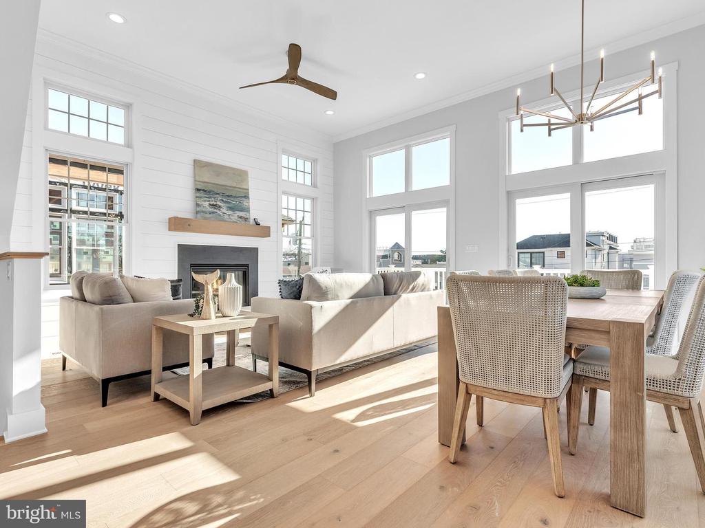 11 W MCKINLEY AVENUE