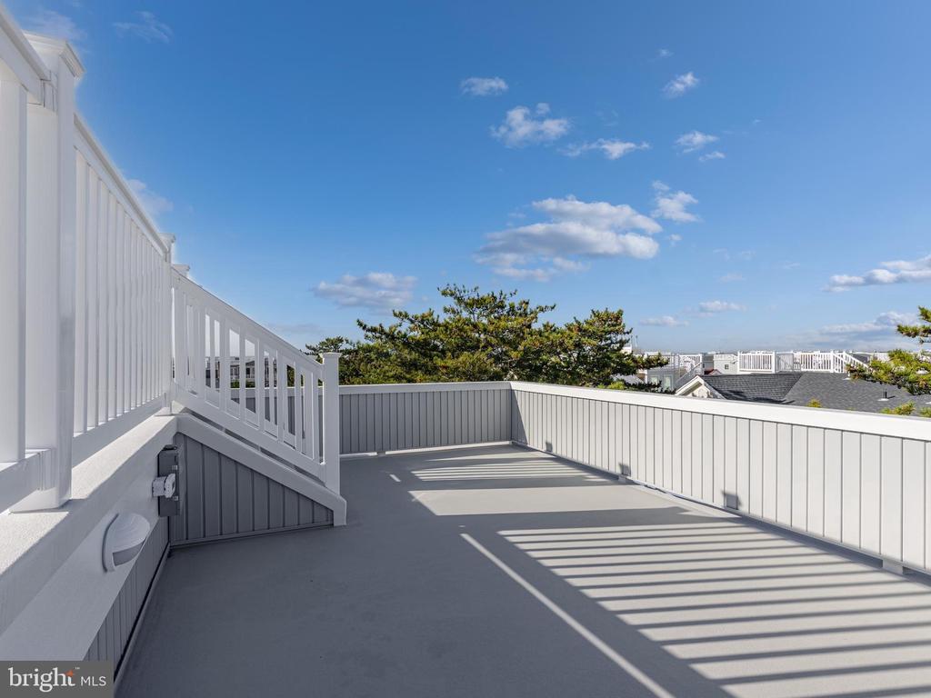 11 W MCKINLEY AVENUE