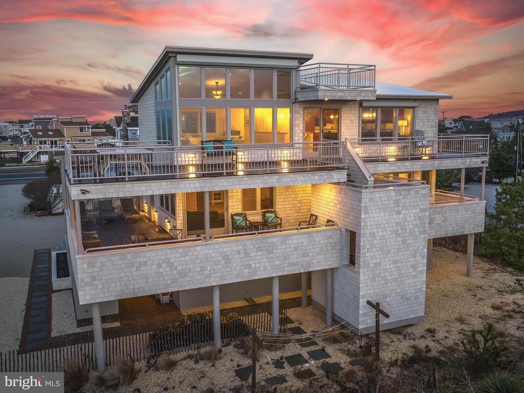 1109-B LONG BEACH BOULEVARD