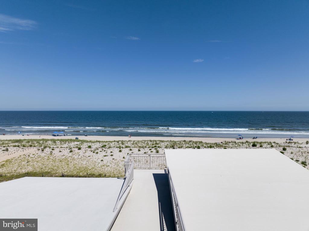 1109-B LONG BEACH BOULEVARD