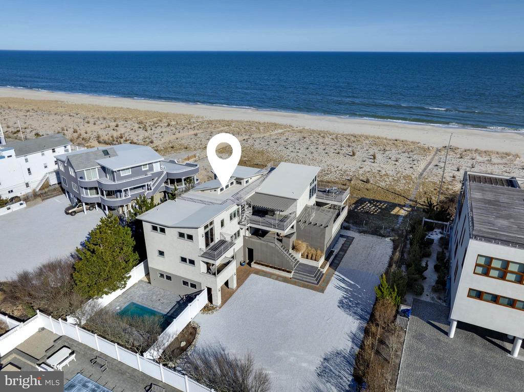 1109-B LONG BEACH BOULEVARD