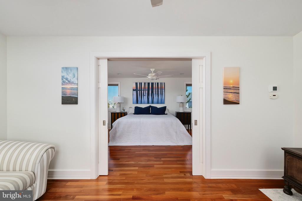 1109-B LONG BEACH BOULEVARD
