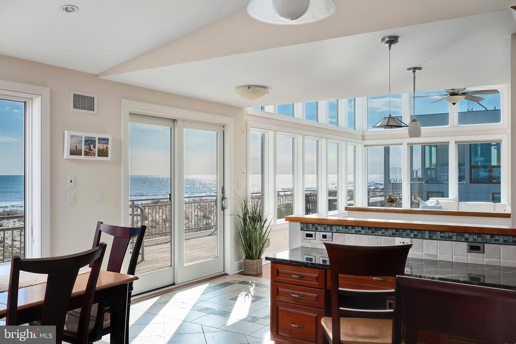 1109-B LONG BEACH BOULEVARD