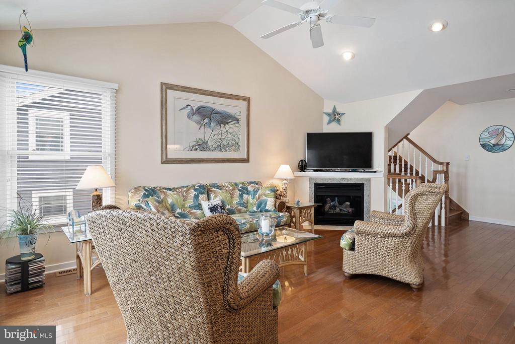 15 W 13 STREET W Unit: U-2