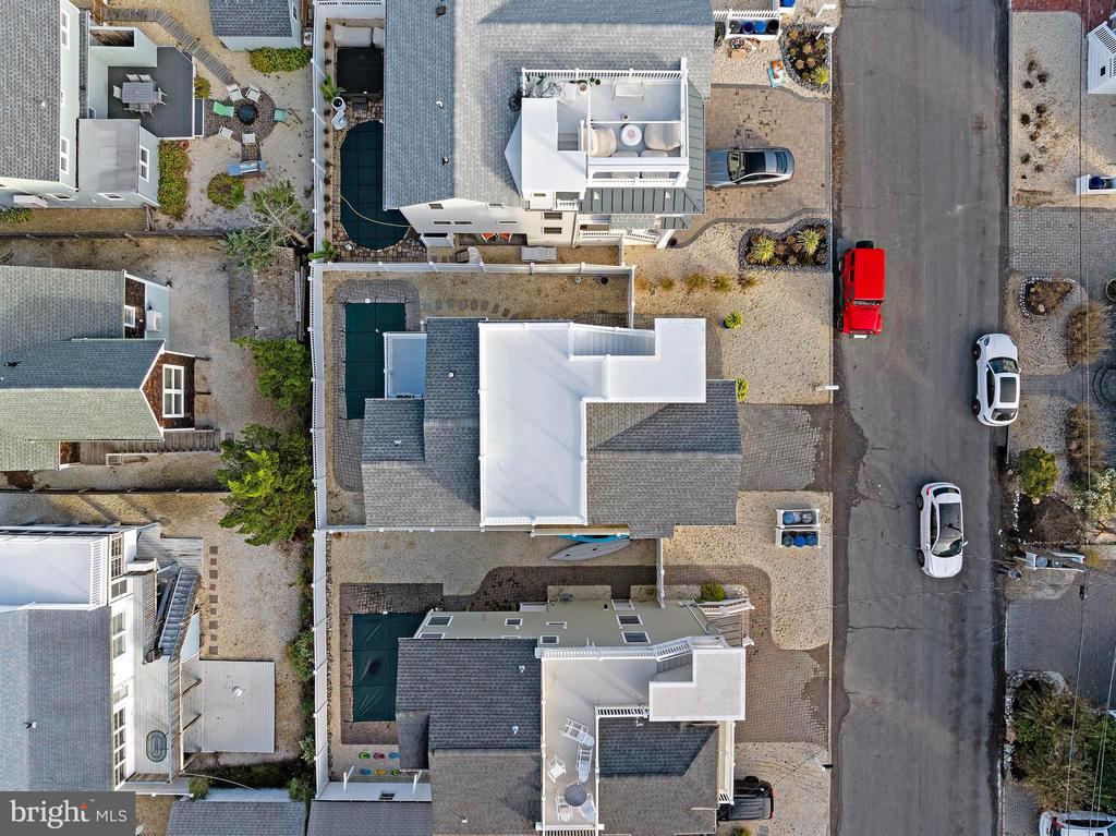 27 W SOUTH 33RD