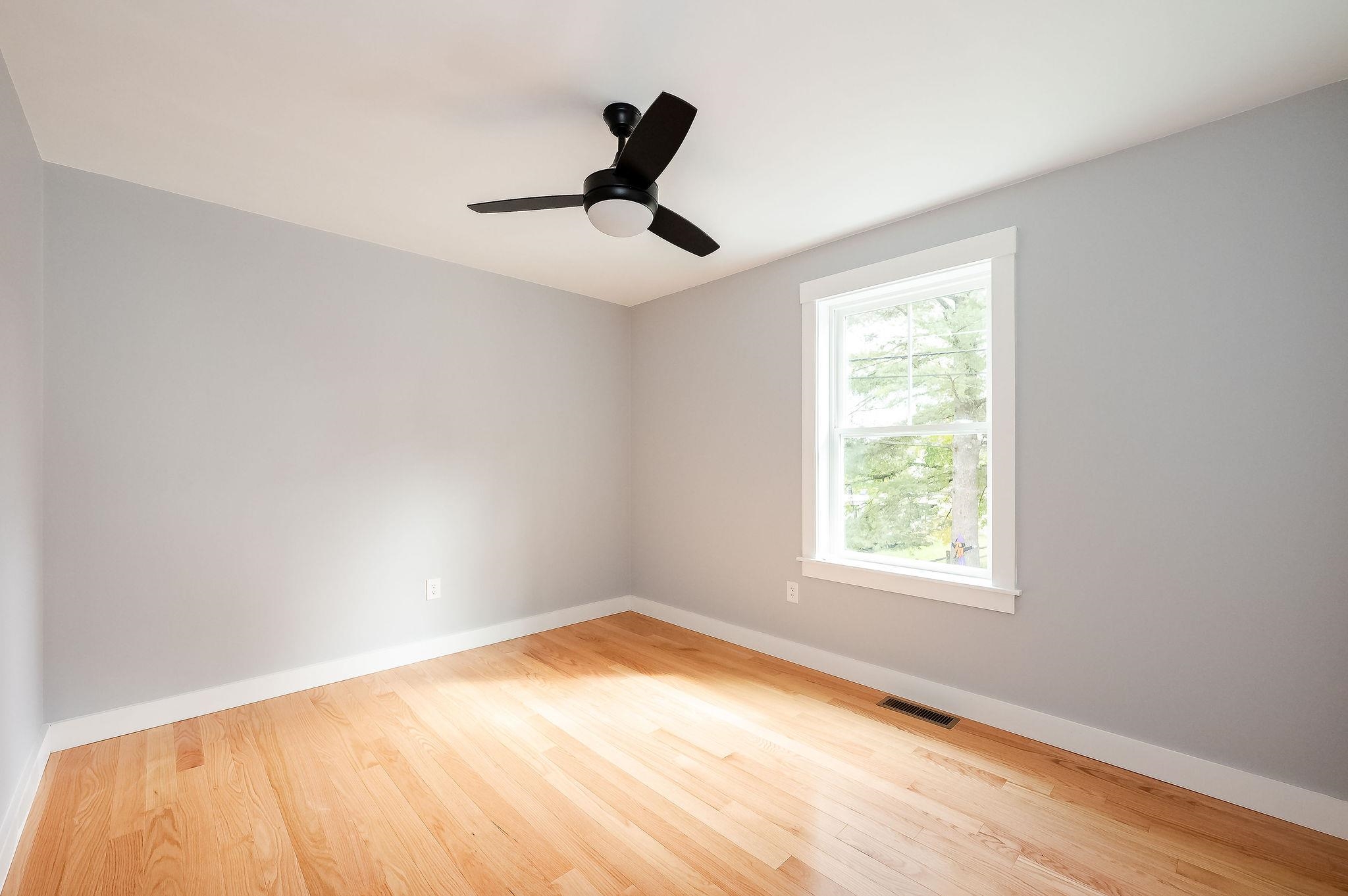 9 Lawn Avenue
