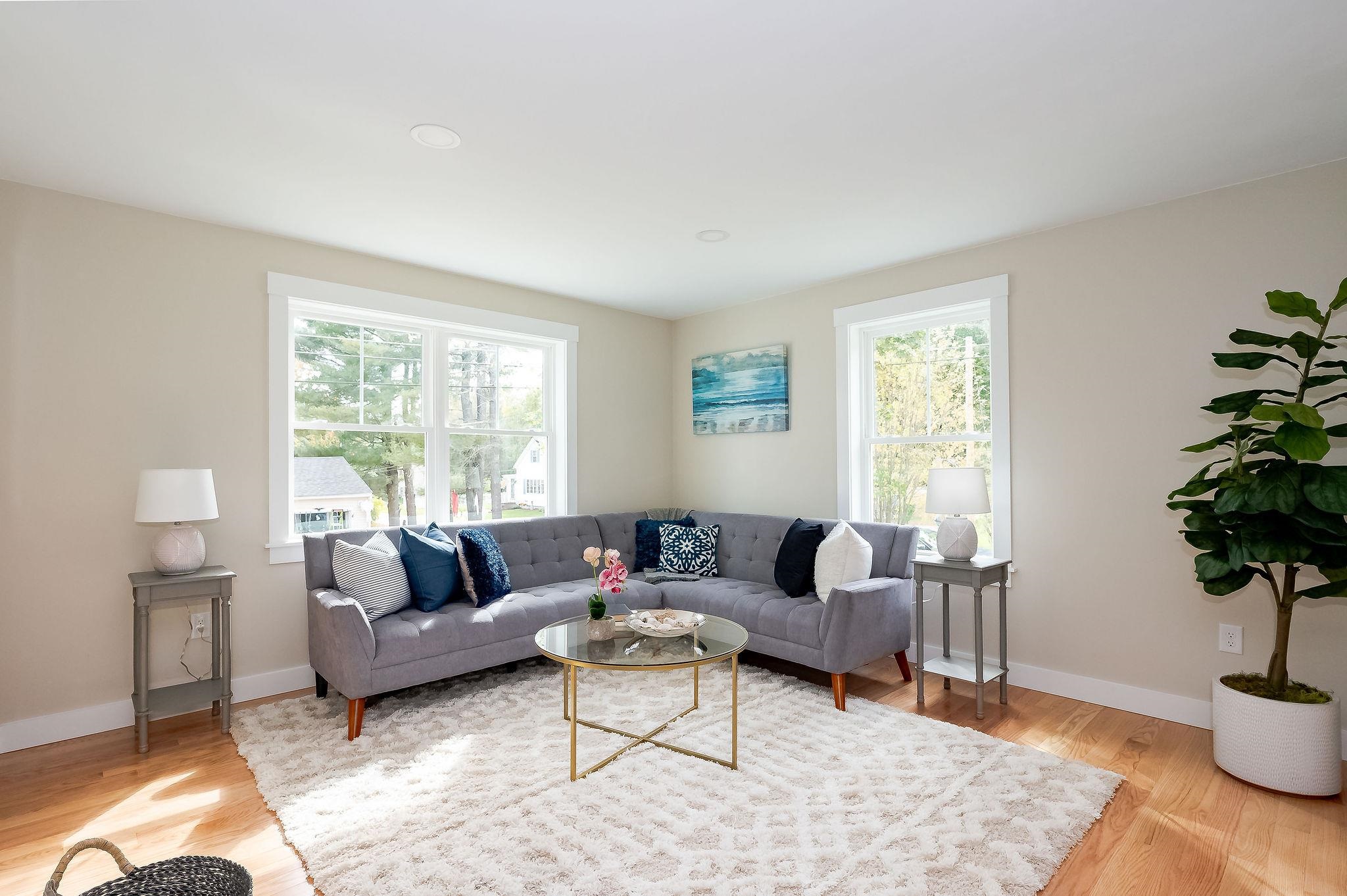 9 Lawn Avenue