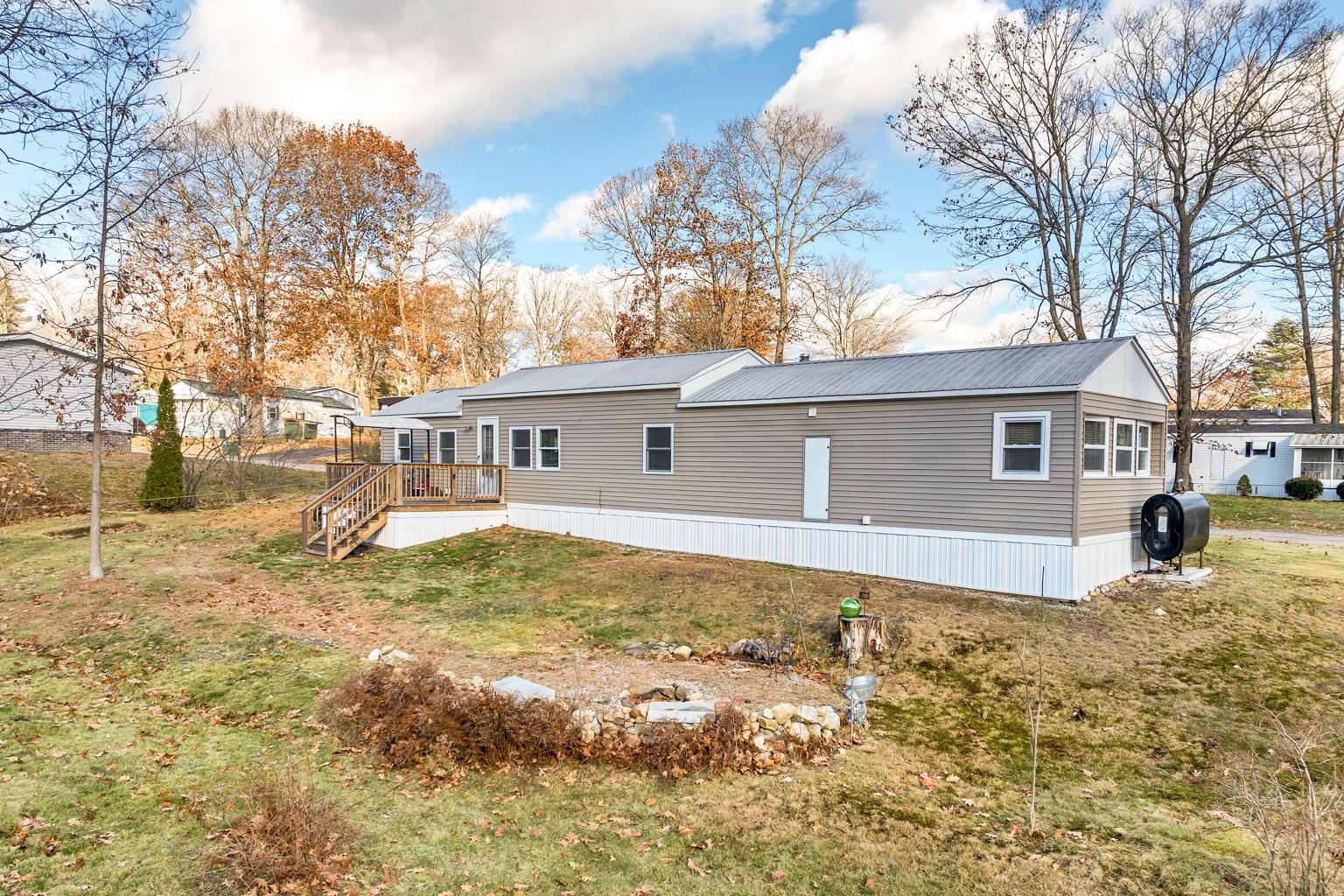10 South Fuchsia Drive