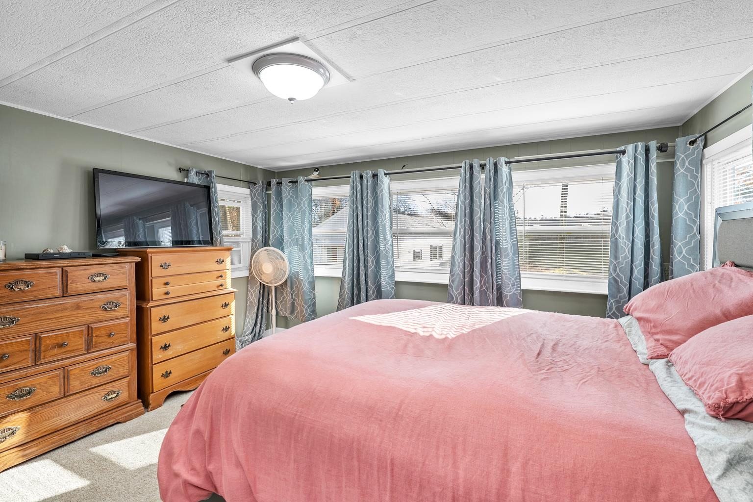 10 South Fuchsia Drive