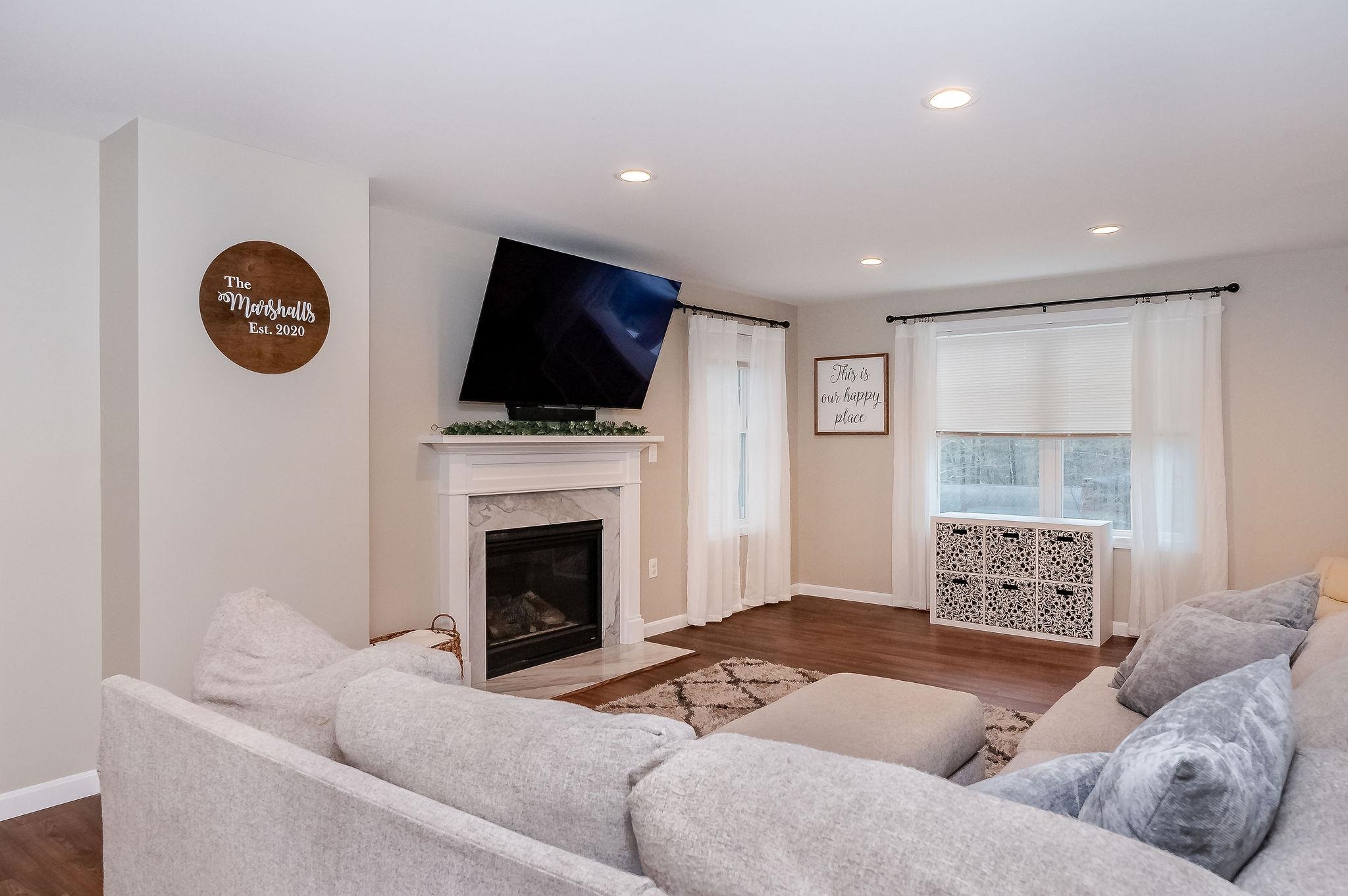 24 Peaslee Road