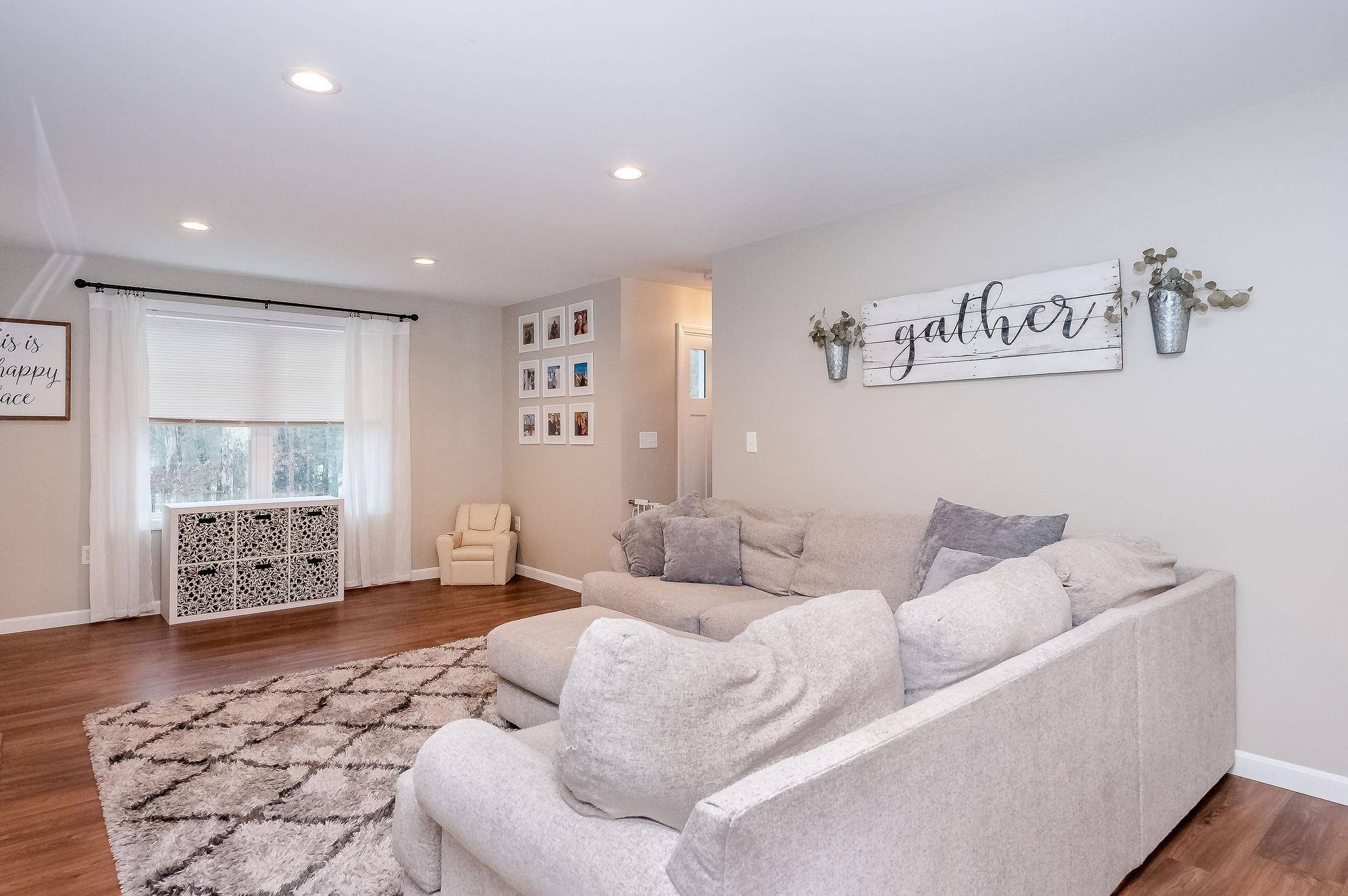 24 Peaslee Road