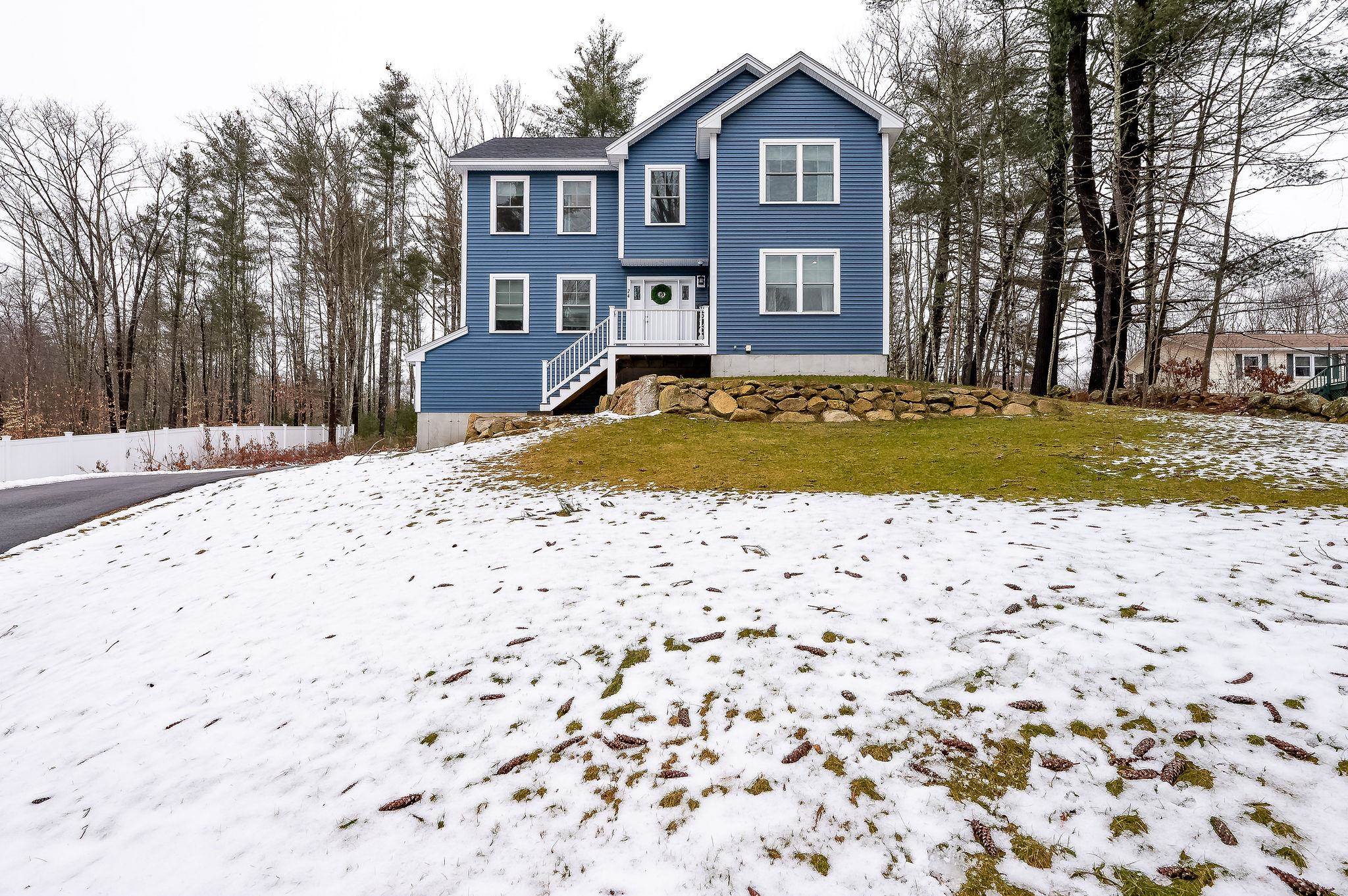24 Peaslee Road