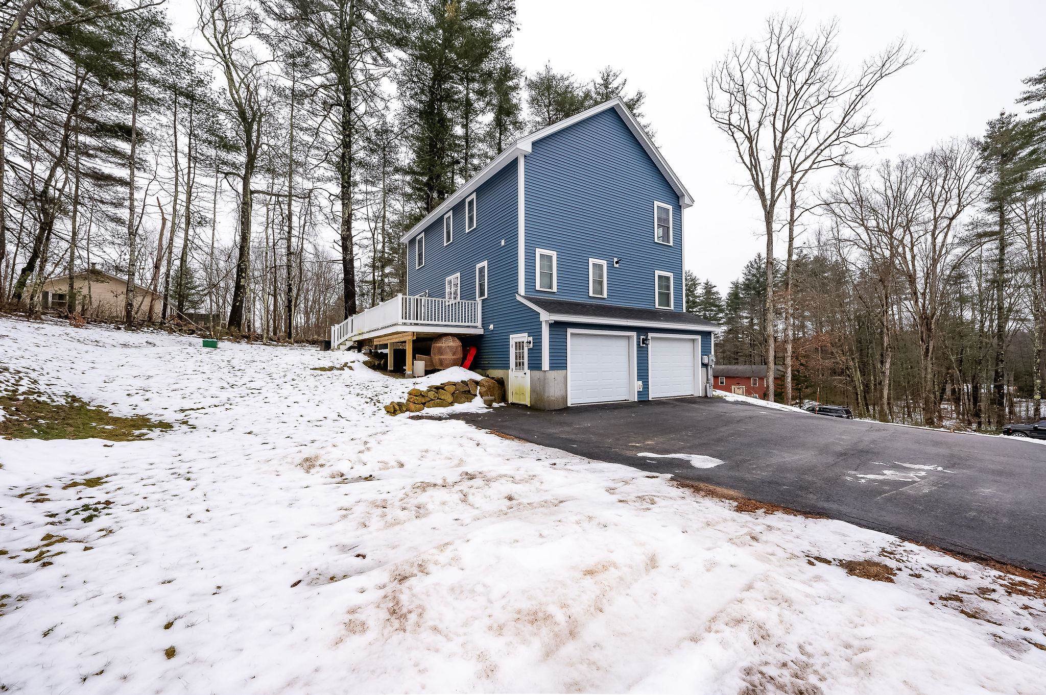 24 Peaslee Road