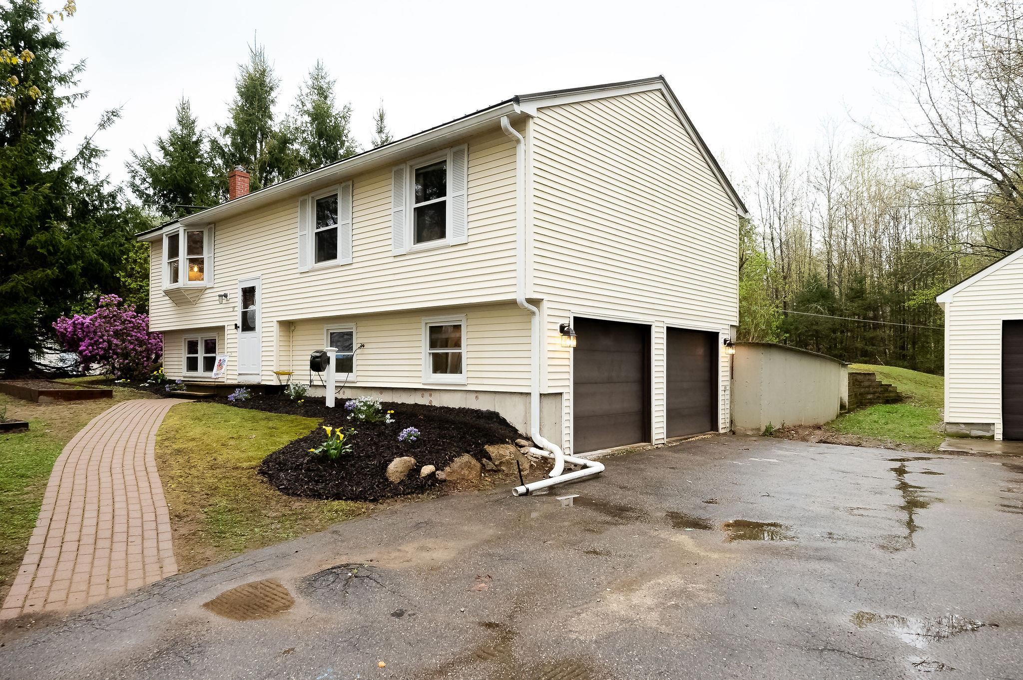 58 NorthEast Pond Road