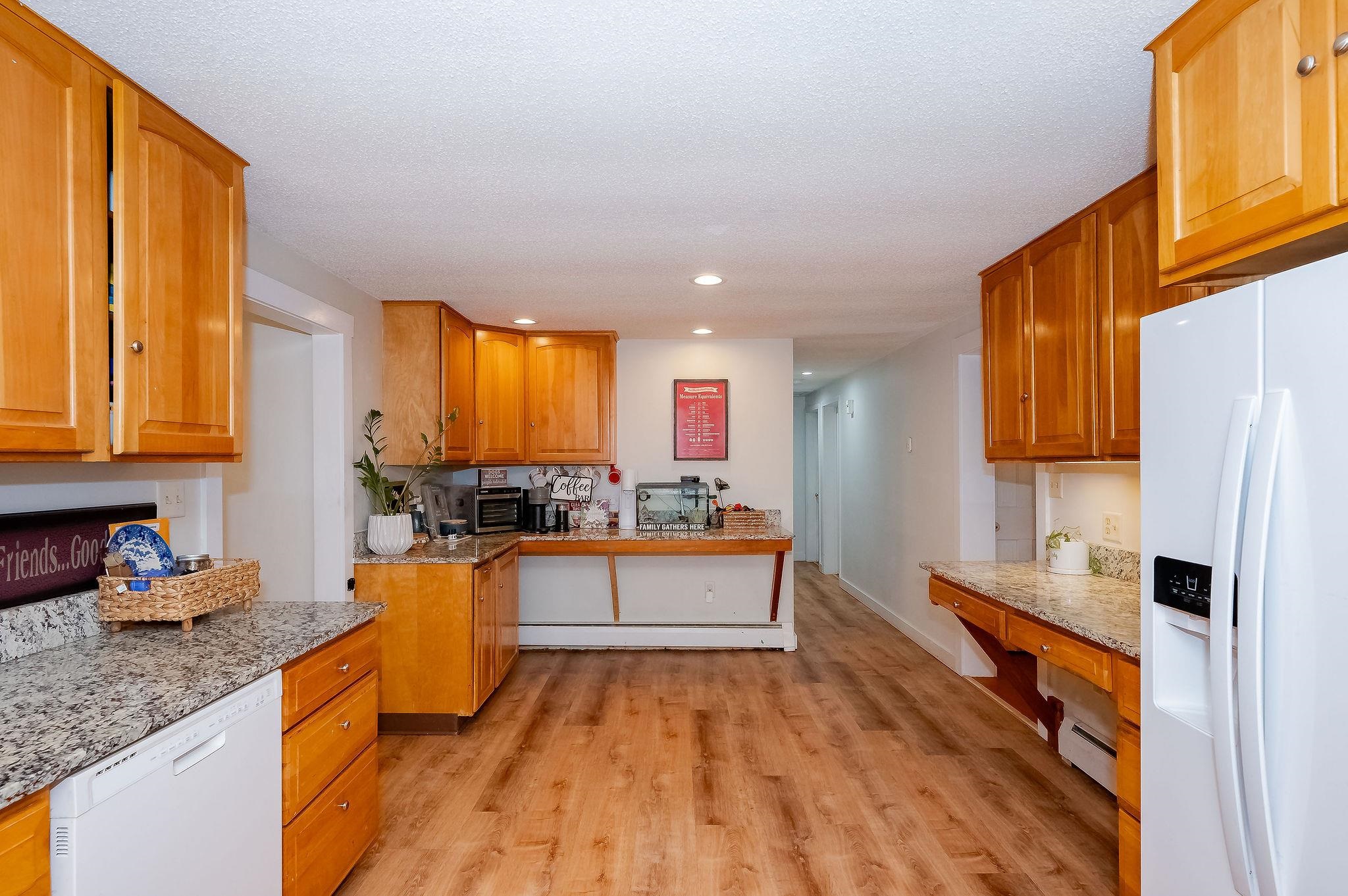 58 NorthEast Pond Road