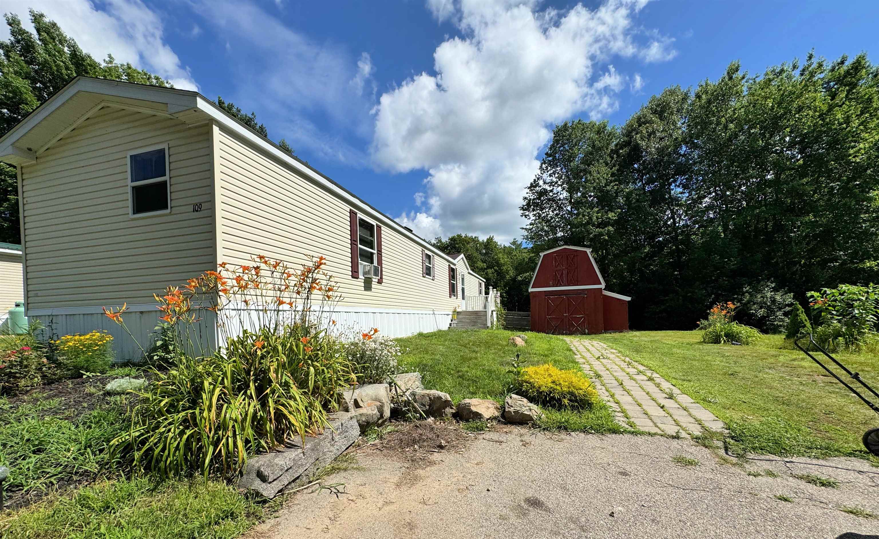 109 Pumpkin Hollow Road