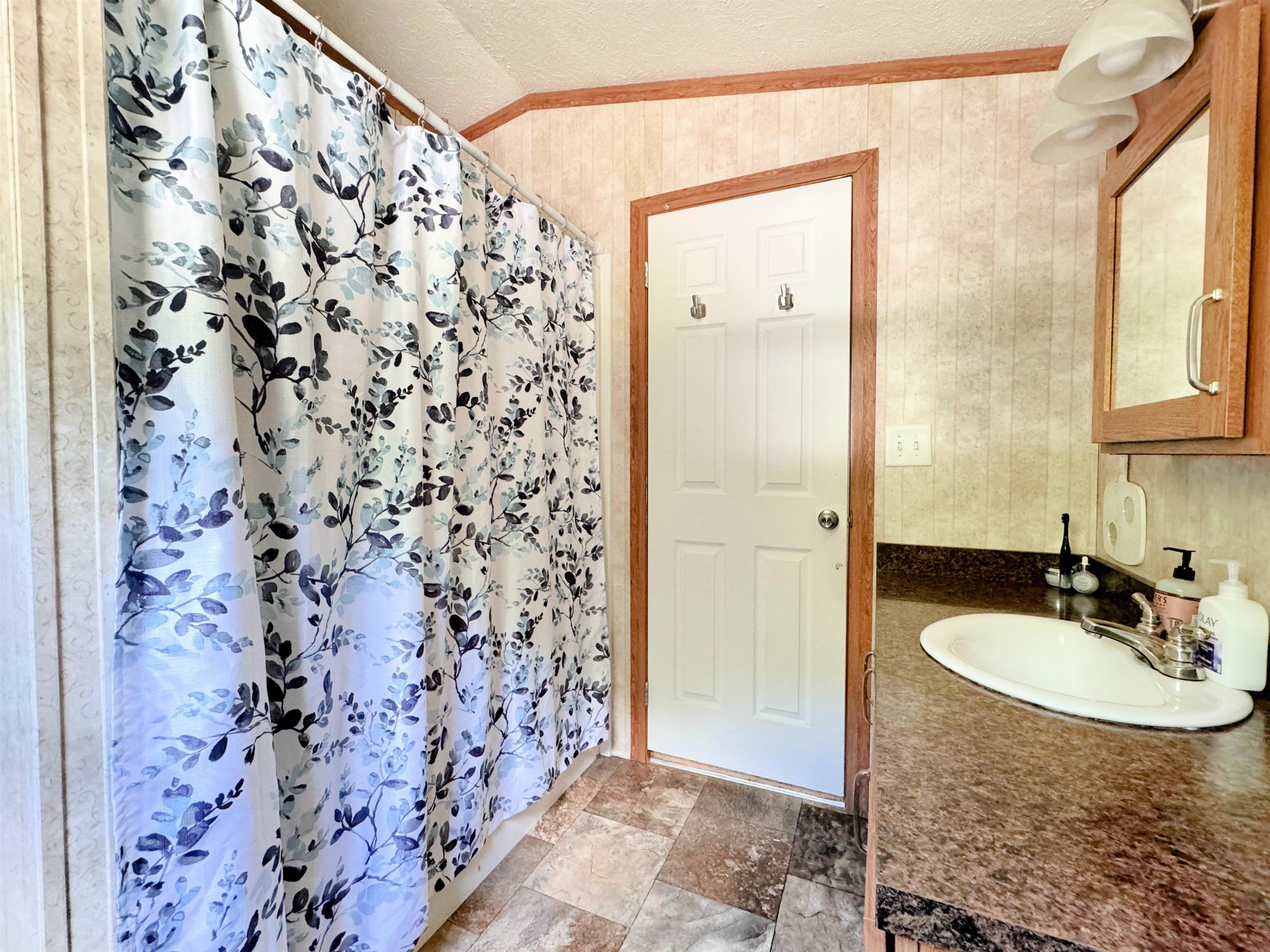109 Pumpkin Hollow Road