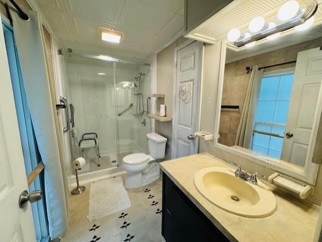 228 Redwood Road
