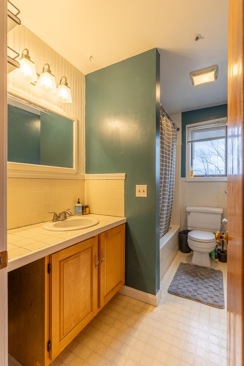 20 Charles Street Unit: H