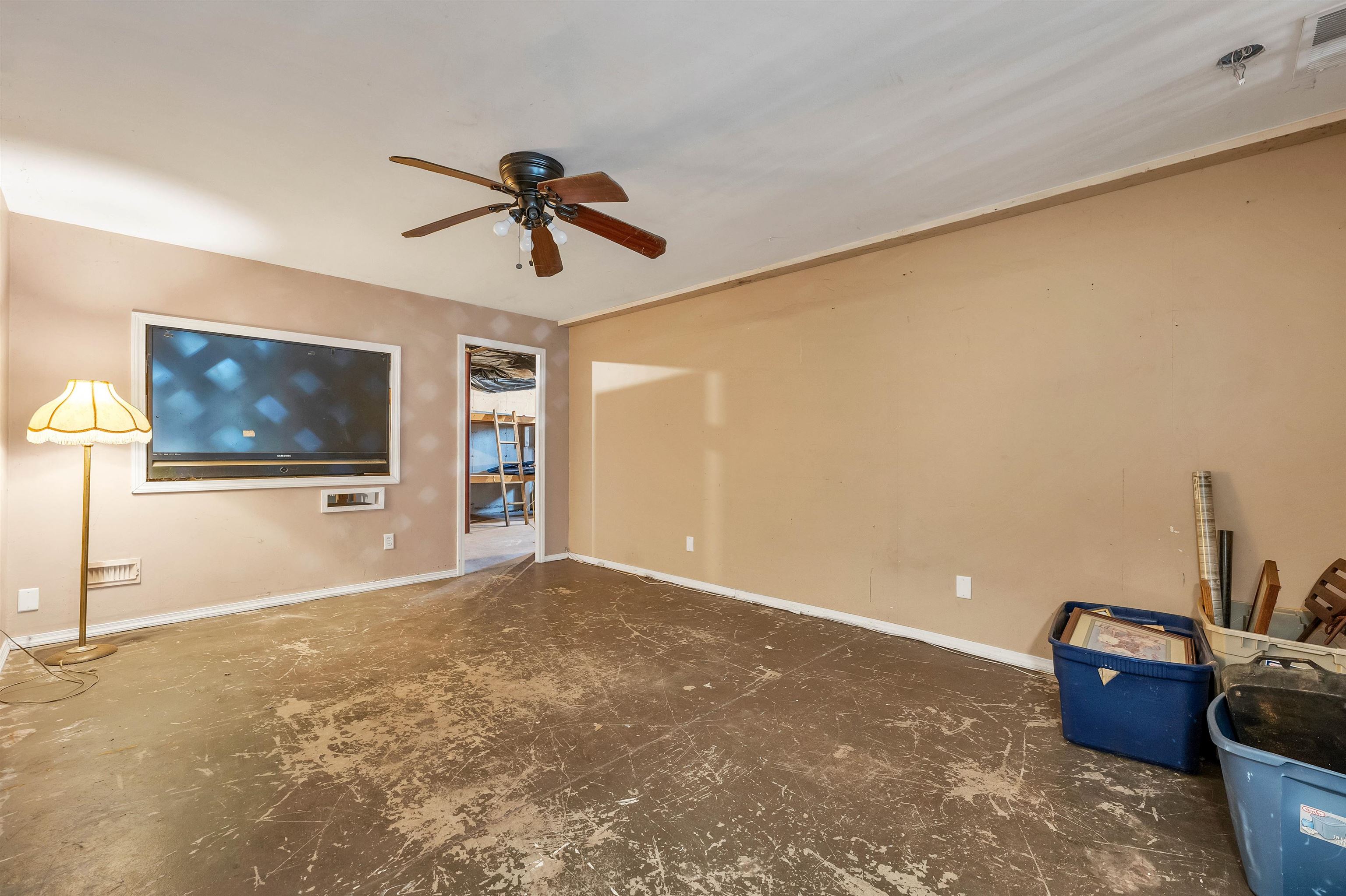 13 Saint Moritz Drive