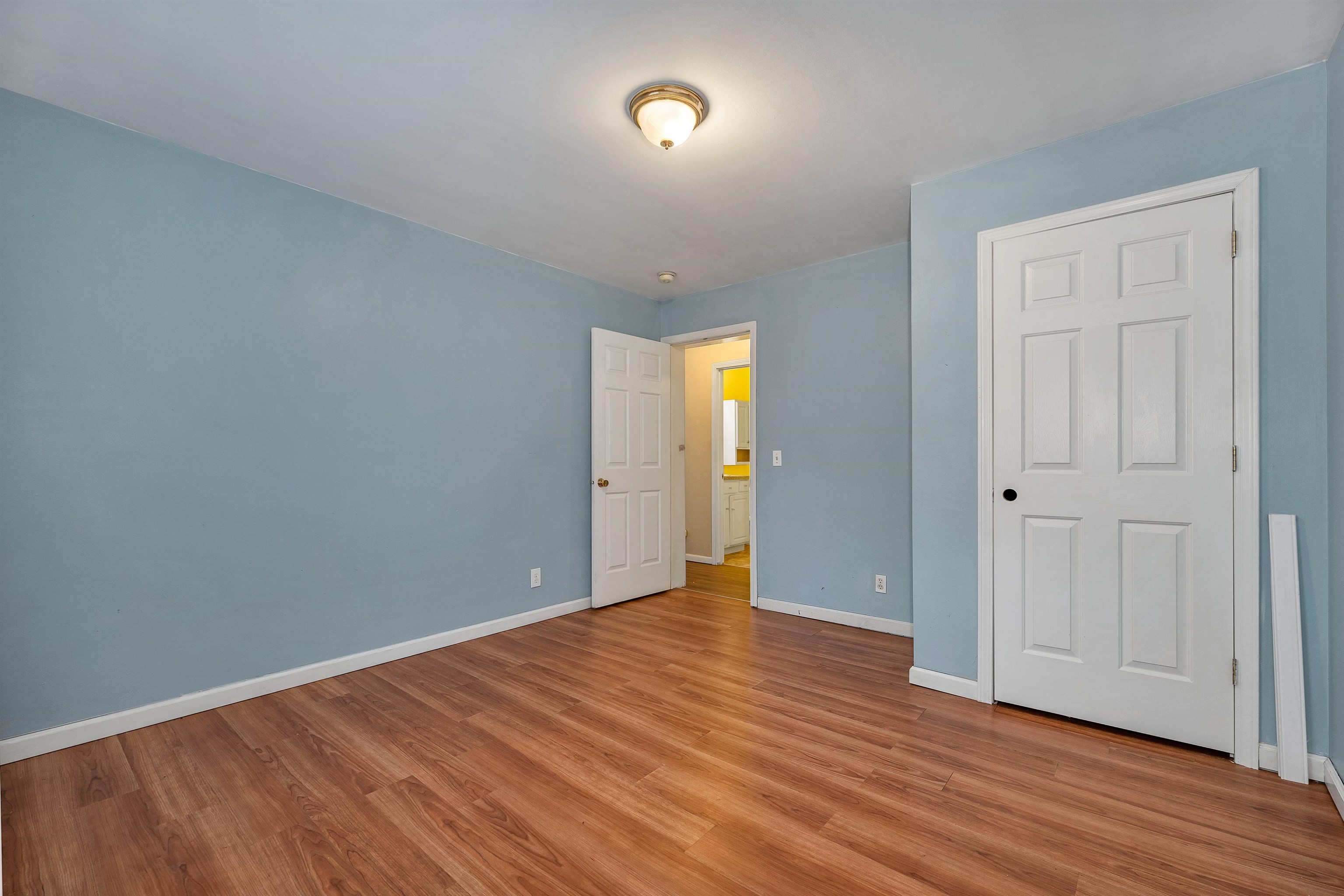 13 Saint Moritz Drive