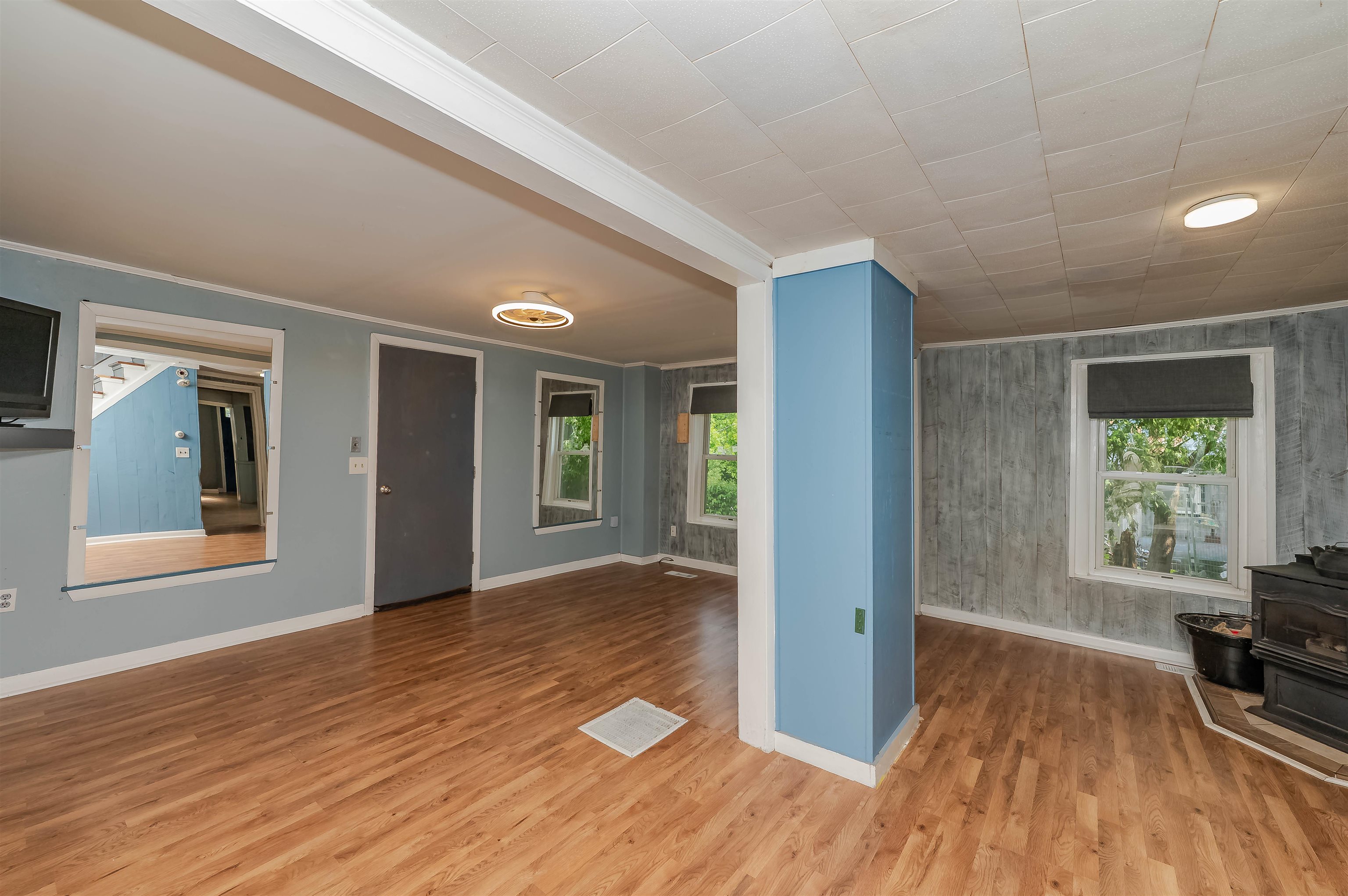 18 Pine Avenue