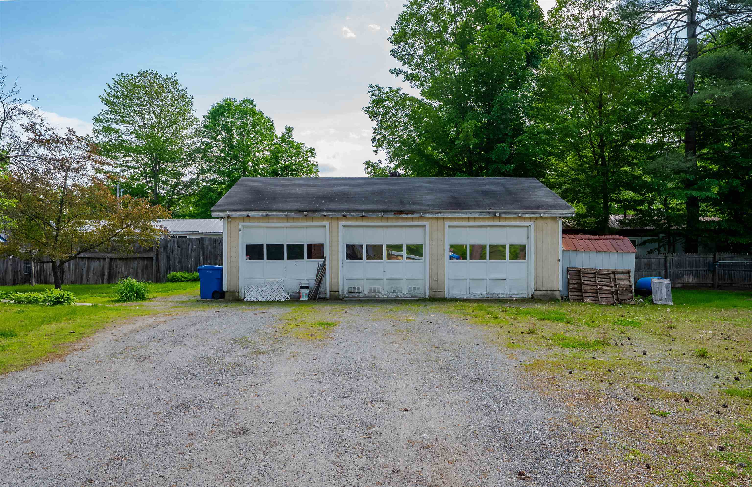18 Pine Avenue
