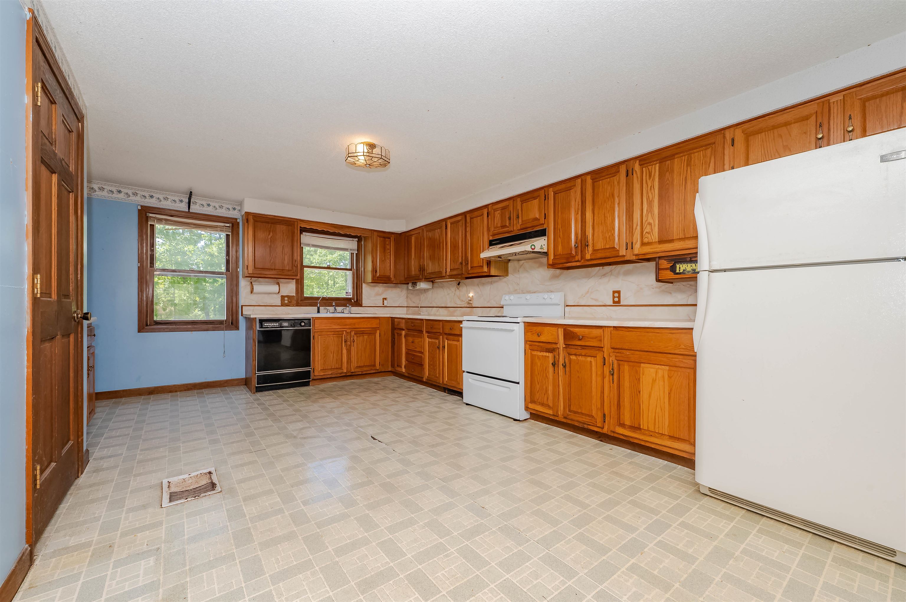 50 Ledge Farm Road