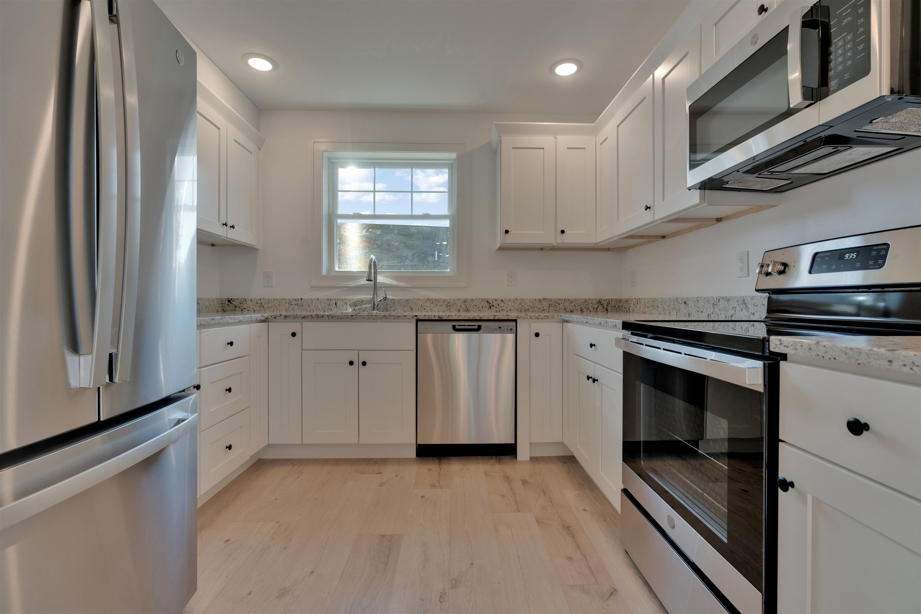 2 Cape Coral Way Unit: B