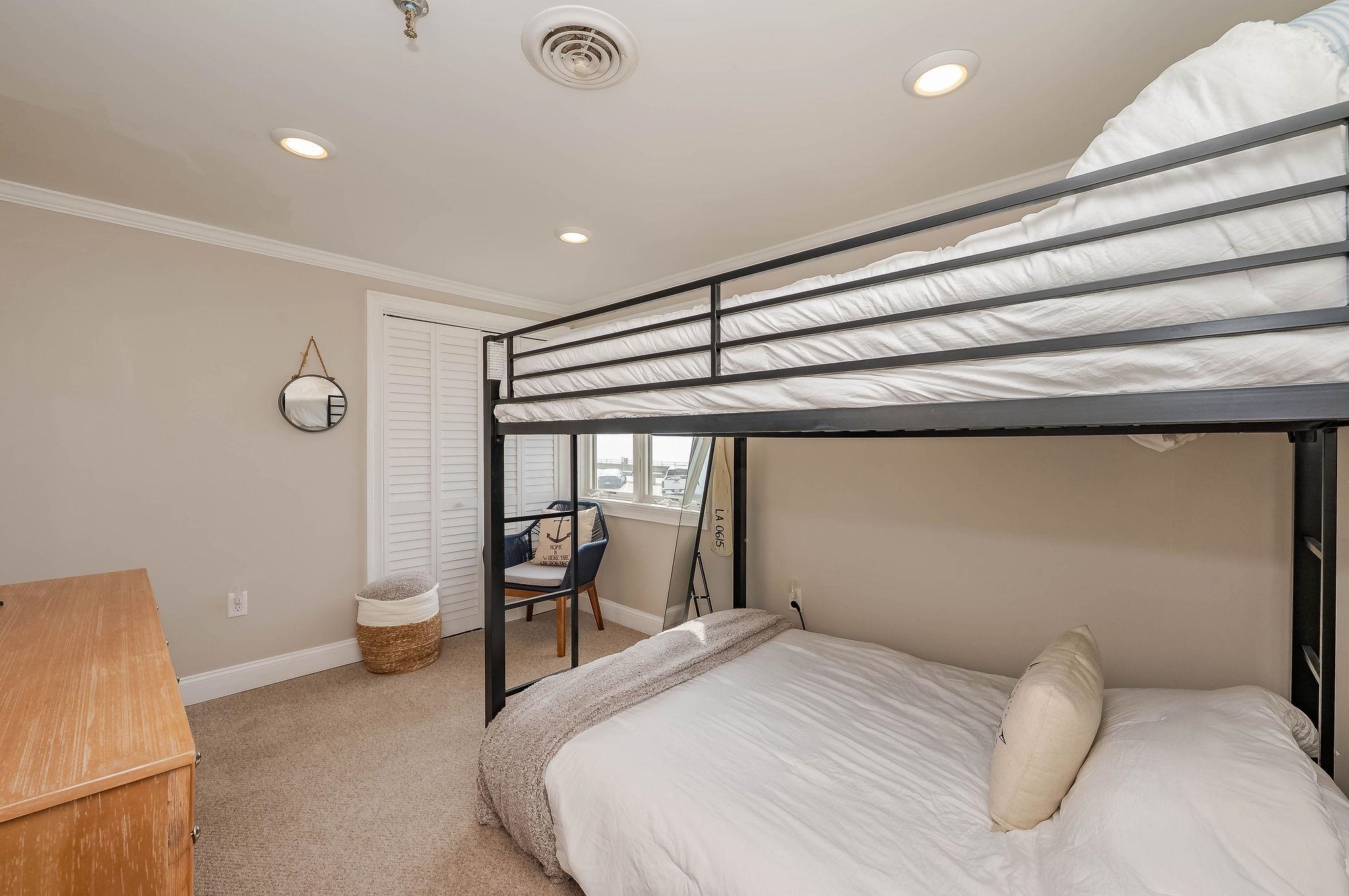 461 Ocean Boulevard Unit: A7