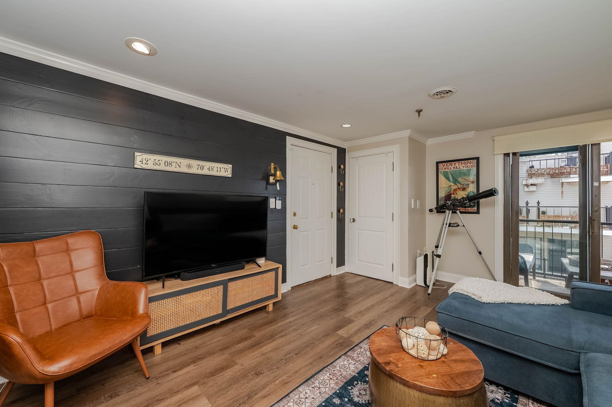 461 Ocean Boulevard Unit: A7