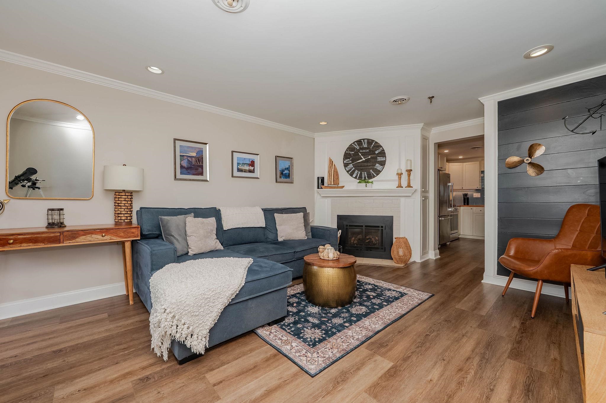 461 Ocean Boulevard Unit: A7